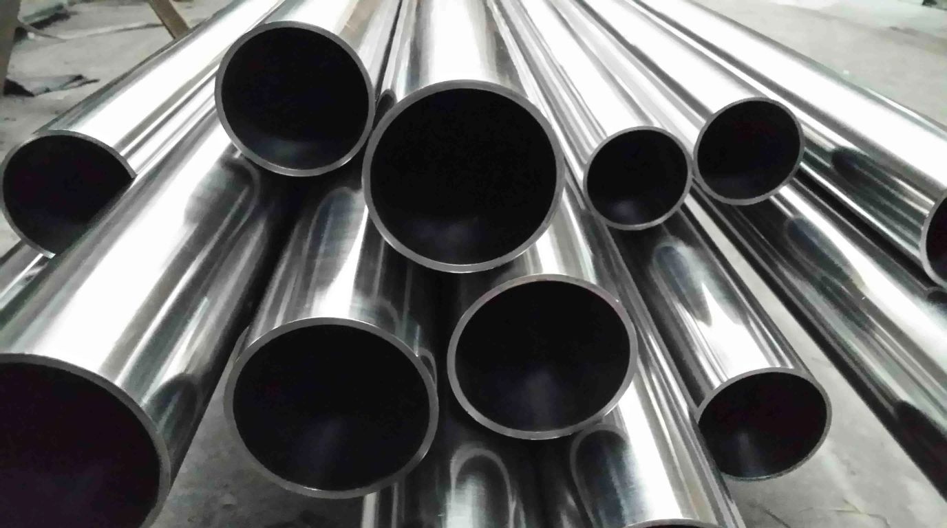 SS 304 Seamless Pipes
